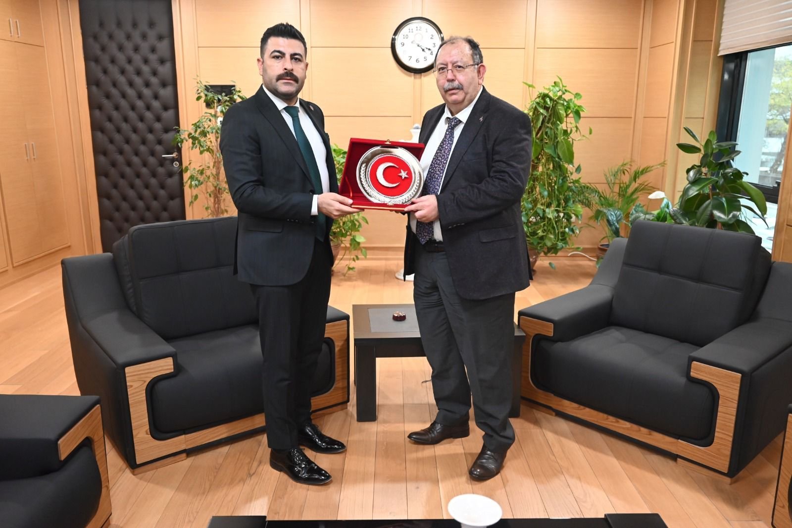 YÜKSEK SEÇİM KURULU BAŞKANI SN. AHMET YENER'E ZİYARET